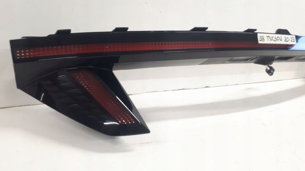 фото №5, Hyundai tucson 2020-2023 молдинг na кришка задня