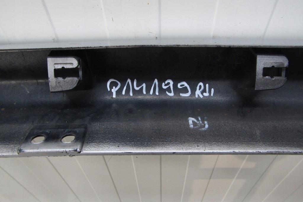 фото №9, Молдинг порог правая honda civic vii 7 type r 00-06 3d