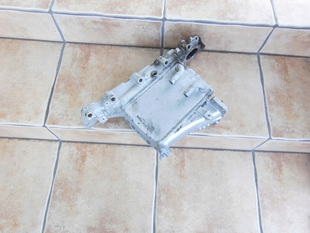 фото №1, Audi q3 83a колектор всмоктуючий 04l129766bl