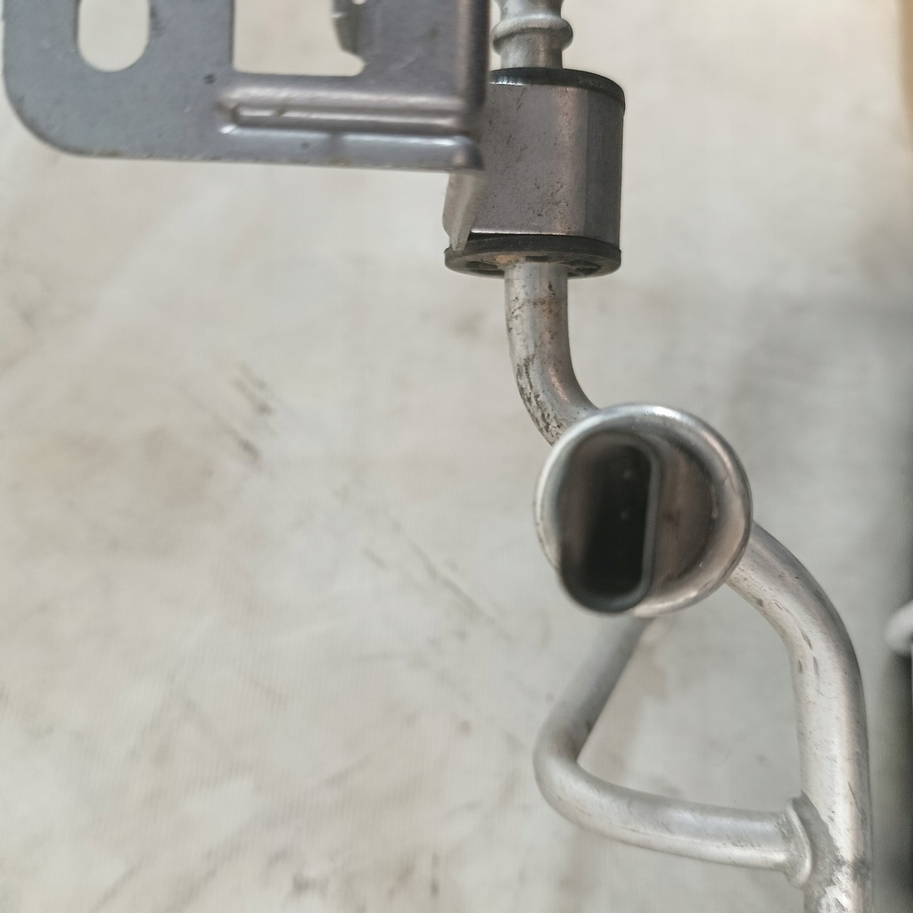 фото №8, Chrysler 200 15- шланг кондиционера usa p68103137ae