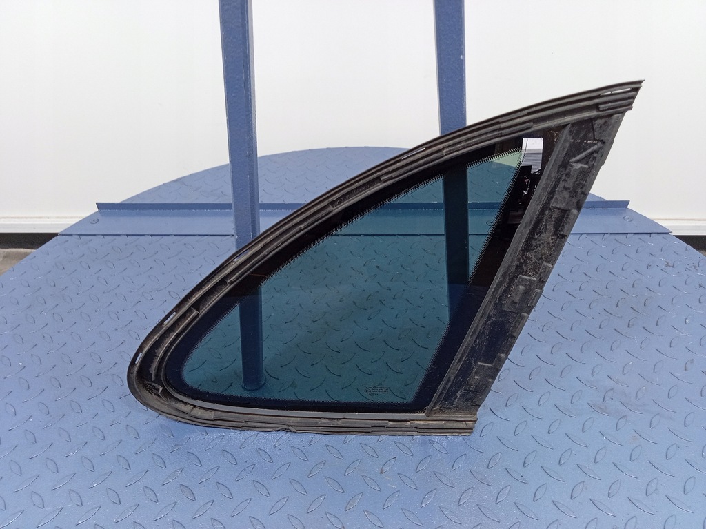 фото №1, Porsche cayenne ii 7p5 скло кузовна правий задня