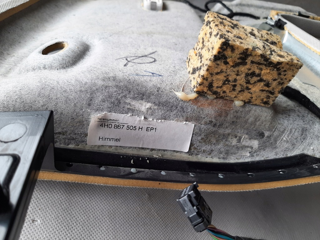 фото №14, Audi a8 d4 потолок обивка крыша 4h0867505h