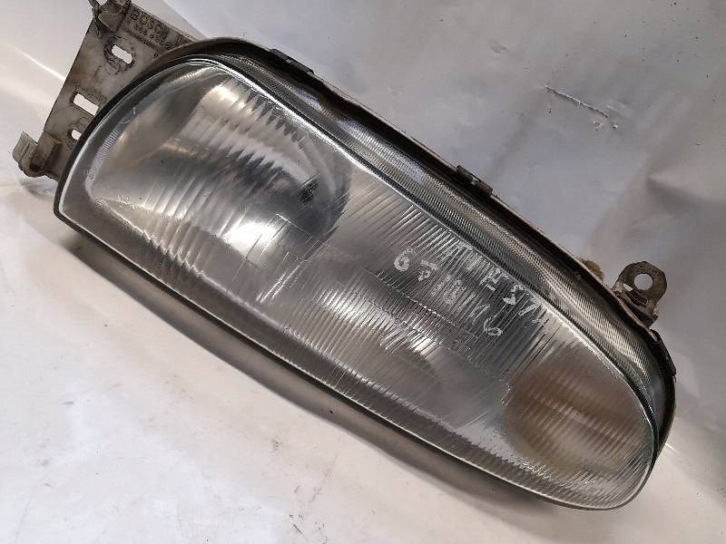 фото №1, Лампа левая передняя ford fiesta mk4 iv