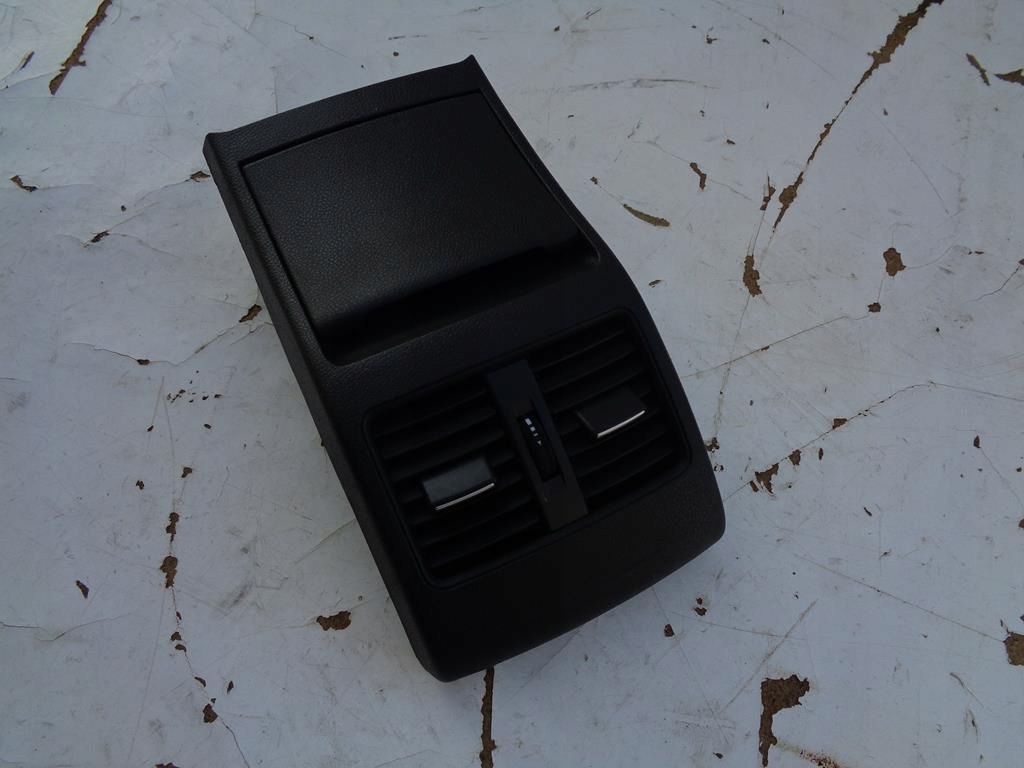 фото №1, Ґрати обдув тунель задня mercedes cla c117 fl