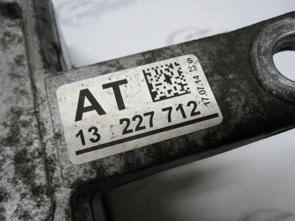 фото №6, Opel insignia 1.8 16v a18xer 140km 13227712 210773-1-14 подушка двигателя