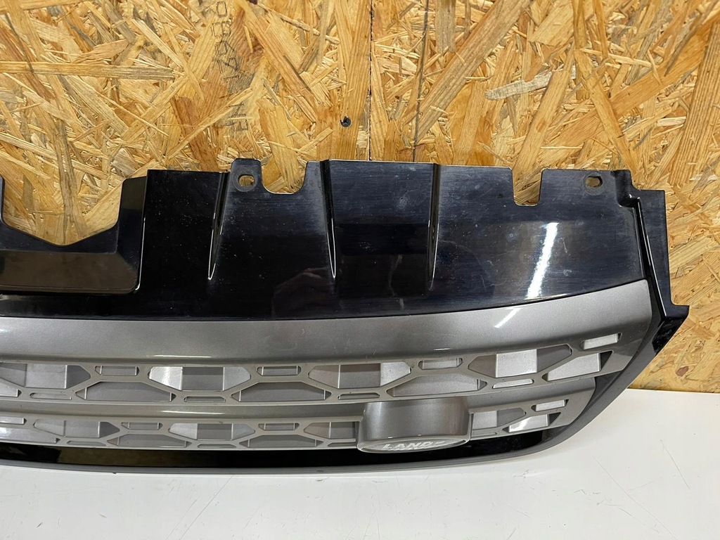 фото №13, Решітка радіатора бампера перед land rover discovery sport lr097949