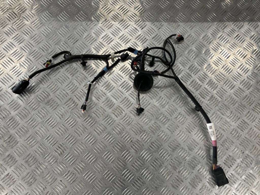 Купити Джгут електропроводка поперечина перед tesla model 3 17-