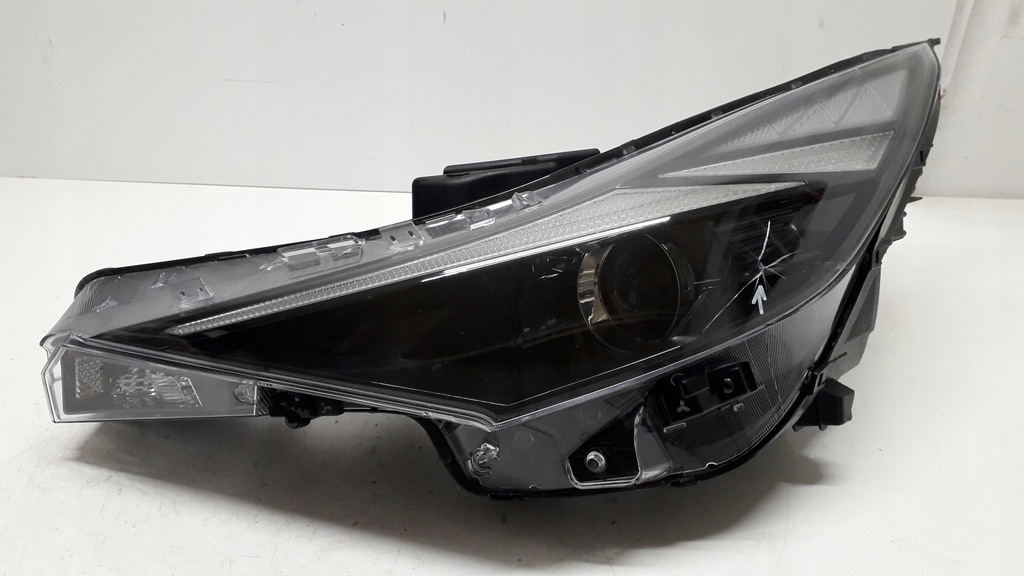 фото №10, Hyundai elantra 7 vii 20- лампа левая передняя