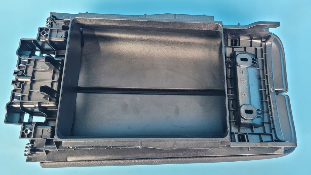 фото №12, Mercedes eqe 350+ 23r подлокотник a2956809603