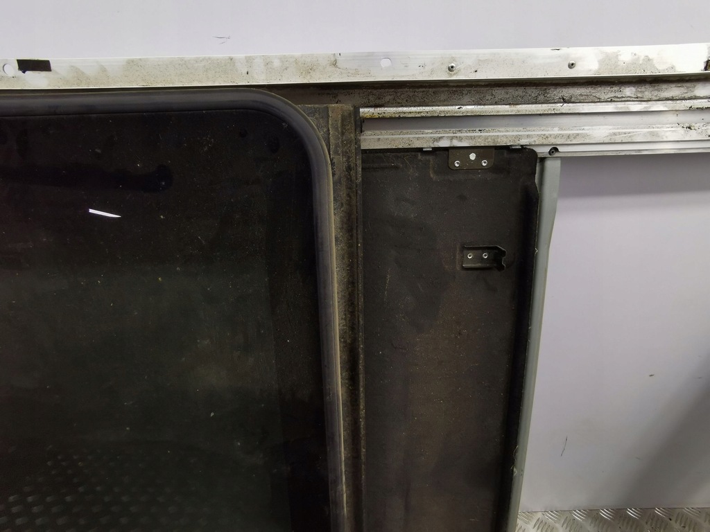 фото №9, Nissan x-trail t30 2005 люк комплект