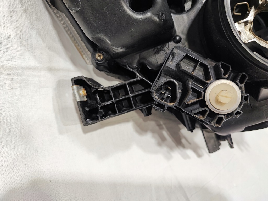 фото №15, Mitsubishi pajero iv ксенон d4s оригинал europa лампа левая 2014- оригинал