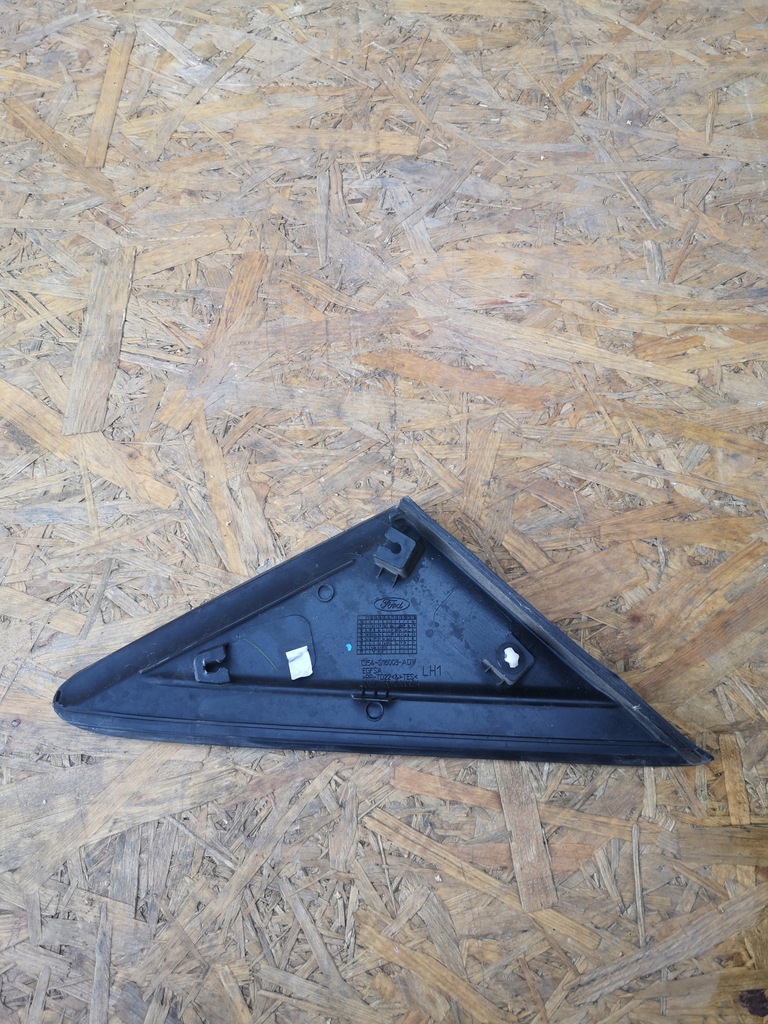 фото №4, Ford kuga mk2 треугольник крыла левый хром