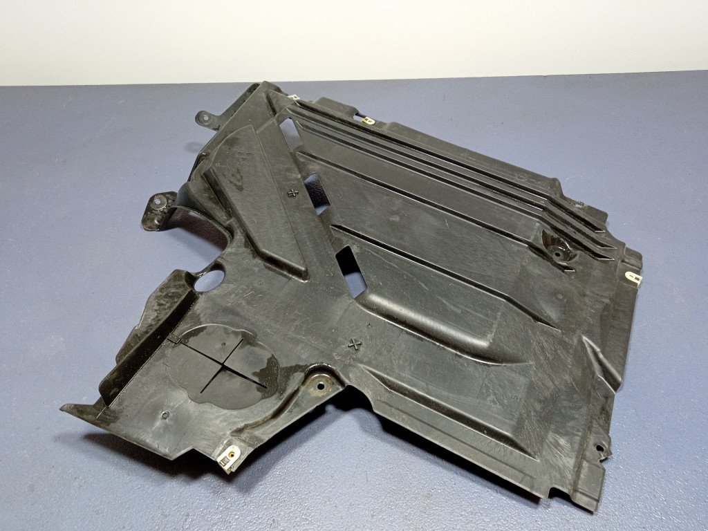 фото №6, Bmw 1 f40 дисков защита подвеска левая 7436655