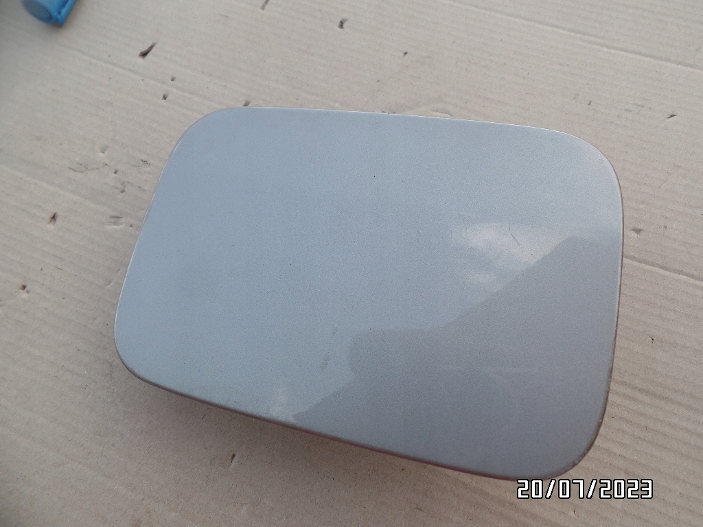 Купити Кришка заливної пального mercedes w168 a1685840239
