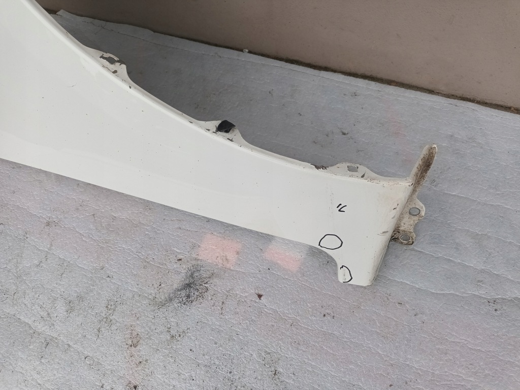 фото №7, Крыло правый передний toyota hilux viii перед