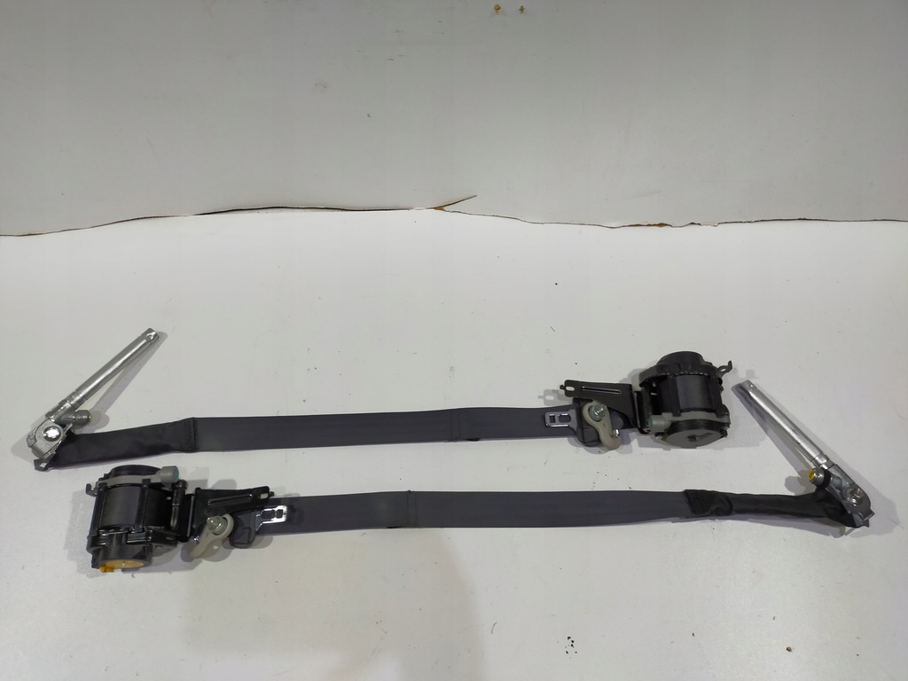 фото №1, Subaru forester usa ремені безпеки натягувачі