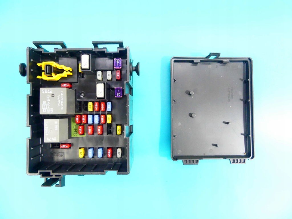 фото №1, Коробка запобіжників fiat freemont 68068355ad