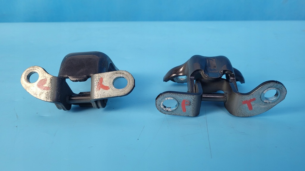 фото №7, Suzuki swace corolla e21 21r петли дверь правый задняя комплект 4w9