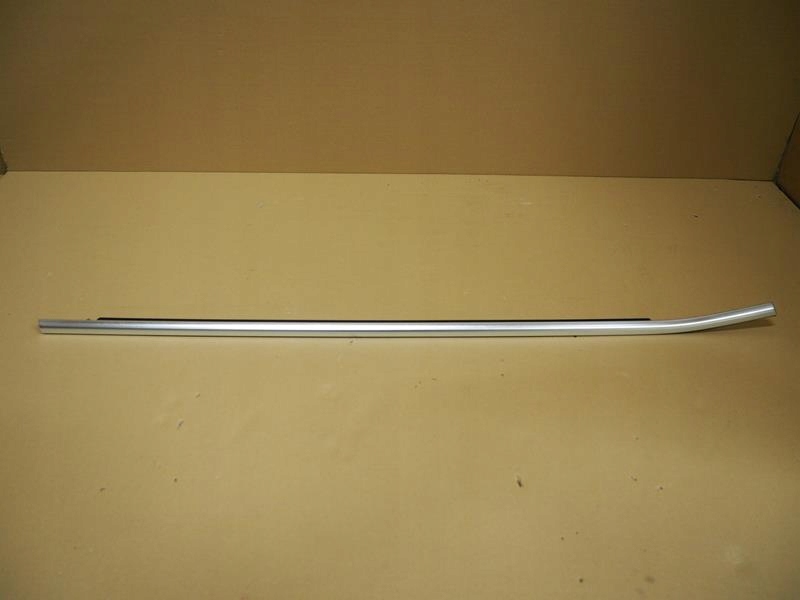 фото №1, Молдинг уплотнитель parapet правый перед bmw x5 e70