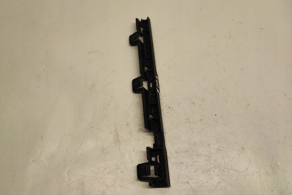 фото №10, Передние левая кронштейн порог bmw 5 gran turismo f07 7201253 3.0l