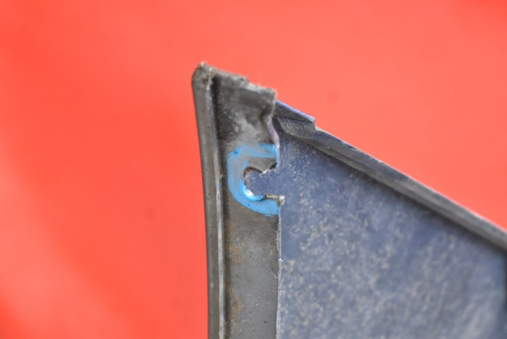 фото №14, Бампер перед передний granatowy 30657005 volvo v50 04-12