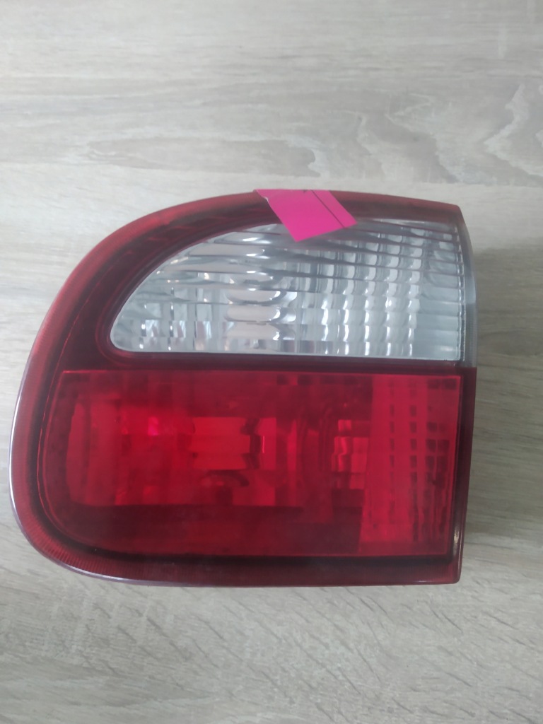 фото №1, Лампа права задня w кришка внутрішня toledo ii