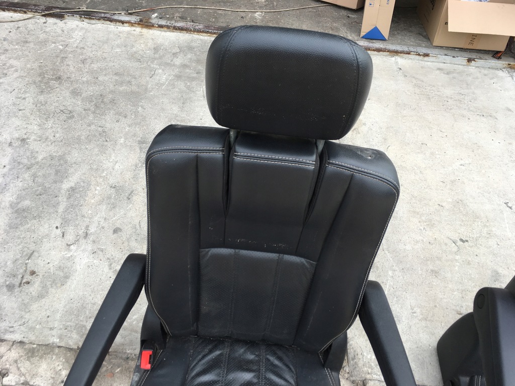 фото №13, Сиденье задняя правый левый lancia voyager