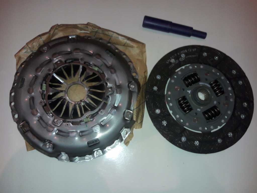 фото №1, Lancer outlander 2,2 did набір зчеплення oem 4n14