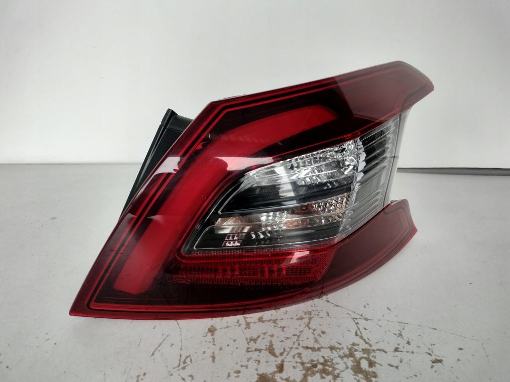Купити Лампа права задня peugeot 308 led hb 17- рестайлінг