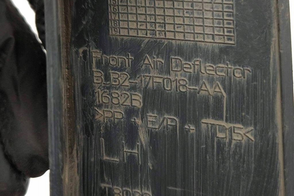 фото №12, Брызговик правый передний land rover range rover evoque l538 bj3217f017aa