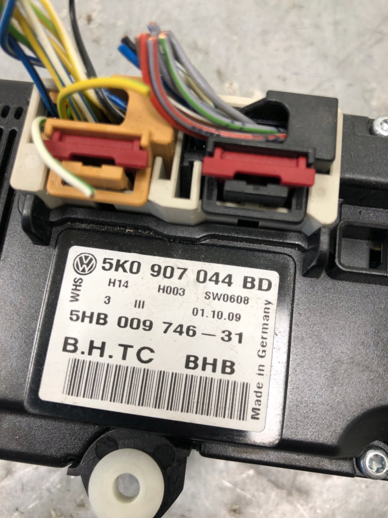 фото №6, Панель кондиционера vw golf vi 5k0907044bd