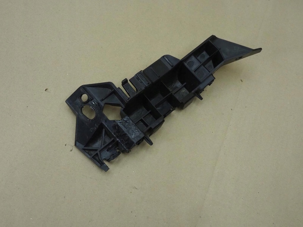 фото №16, Opel crossland x направляющая бампера левый перед 13477180