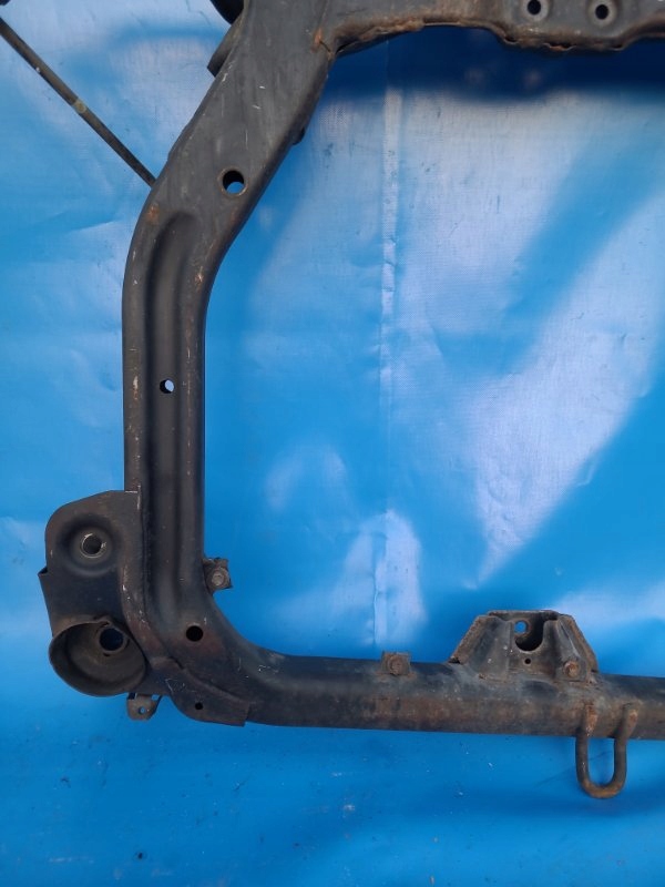 Балка передня підвіска 62405-1h021 kia ceed 06-12 в Україні