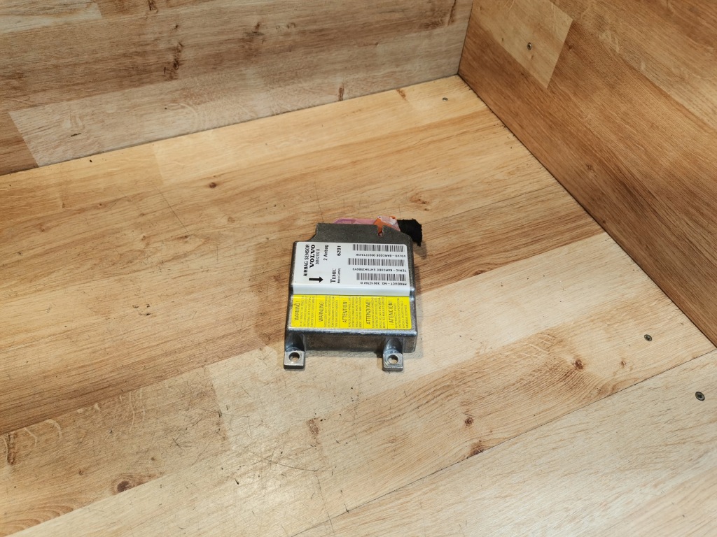 фото №1, Датчик подушка безопасности модуль подушек volvo s40 30612702d