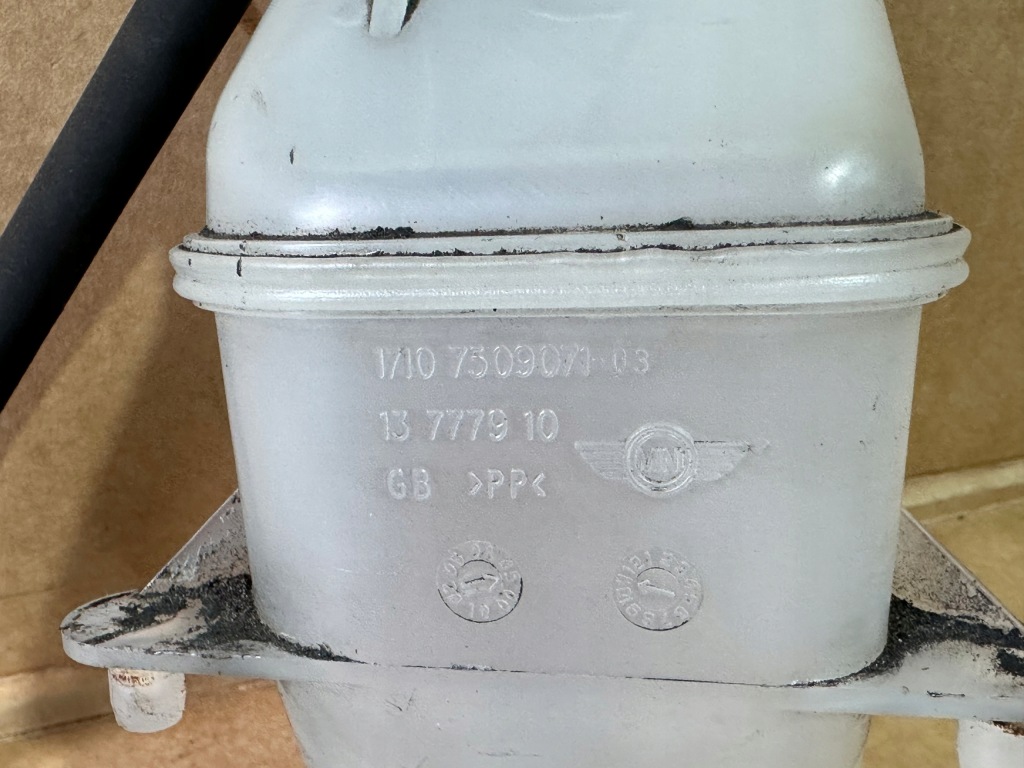 Mini r50 бачок розширювальний 13777910 Ціна