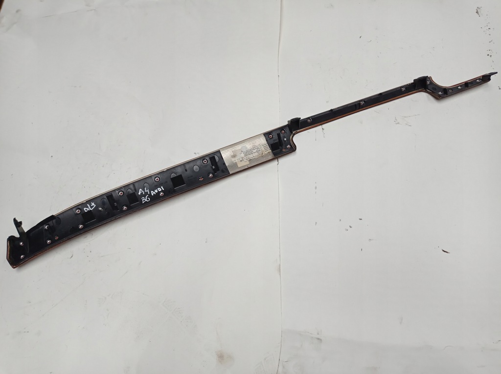 фото №8, Молдинг консоли панели audi a4 b6 8e1853190