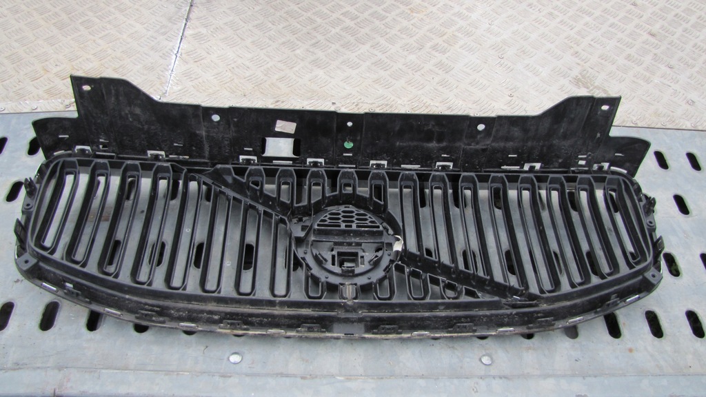 фото №2, Решётка радиатора решётка радиатора volvo xc60 ii