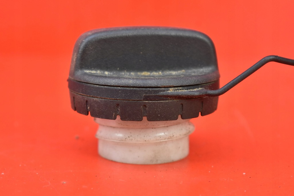 фото №6, Кришка заливної пального subaru legacy 5 v 2.0 d 150 km 09-14