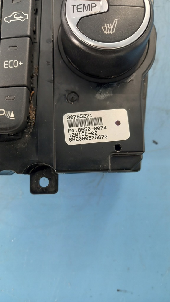 фото №4, Панель кондиционера volvo xc60 30795271