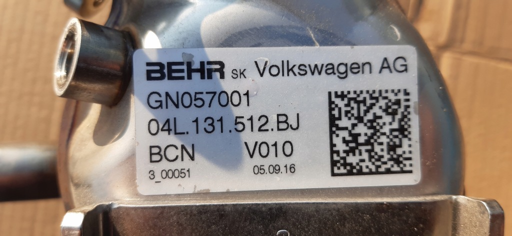 фото №5, Радіатор вихлопних газів 04l131512bj vw golf vii 2,0tdi
