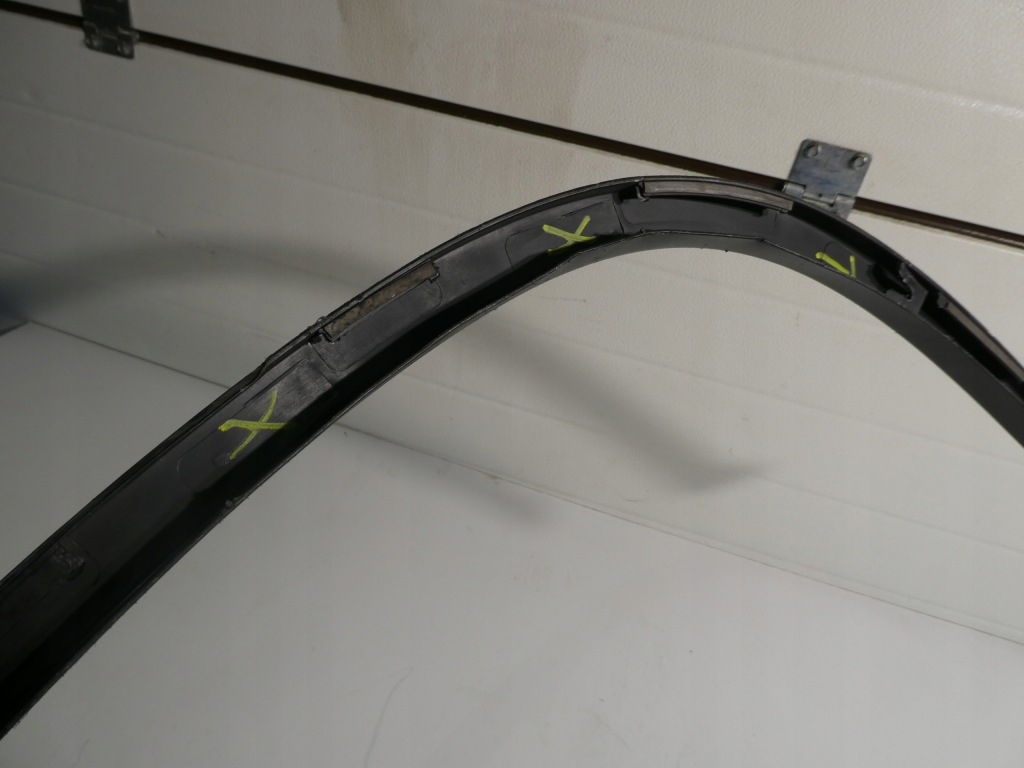 фото №6, Молдинг крыла левый задняя vw tiguan 5n 5n0854819b