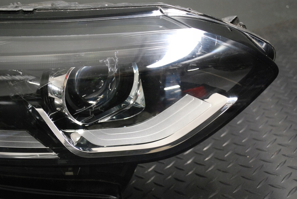 фото №7, Лампа led правый перед renault megane iv 90060925