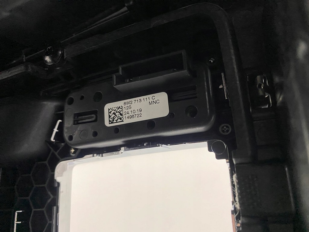 фото №9, Audi a5 8w туннель средний панель uk 8w2713111c