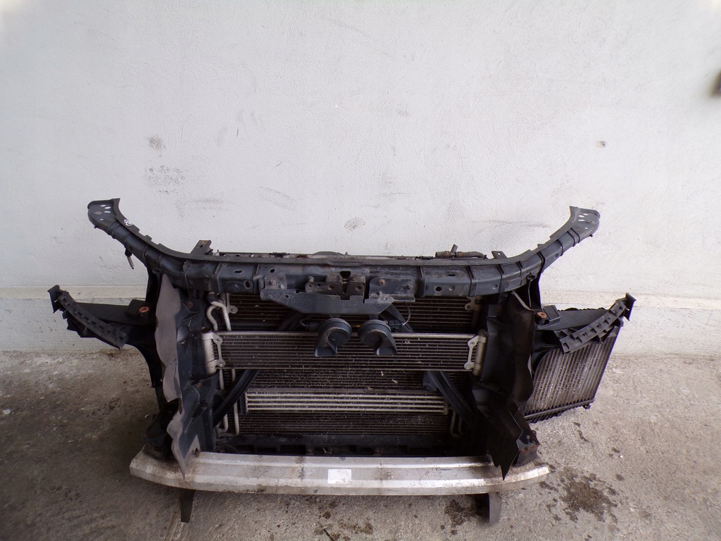 фото №1, Pas передний радиатор audi q7 дизель