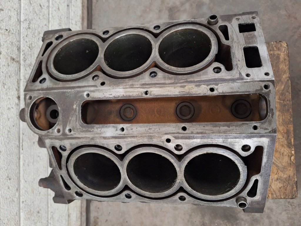 Блок dół двигуна opel vectra b 2.6 бензин код двигуна: y26se nr11 Зі Шроту