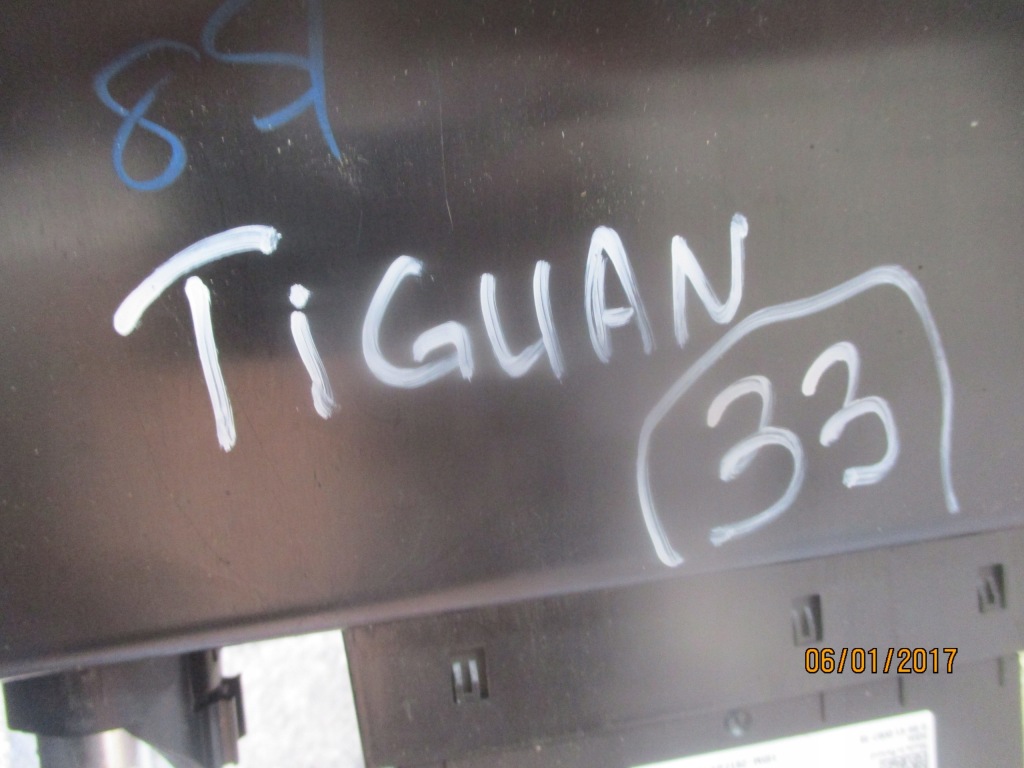 фото №8, Туннель средний подлокотник vw tiguan ii кожа