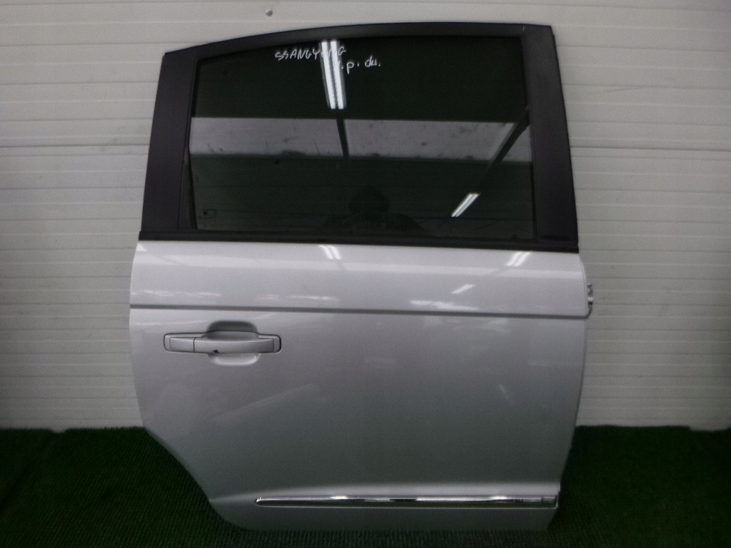 фото №1, Ssangyong rodius дверь передние задние правое saf