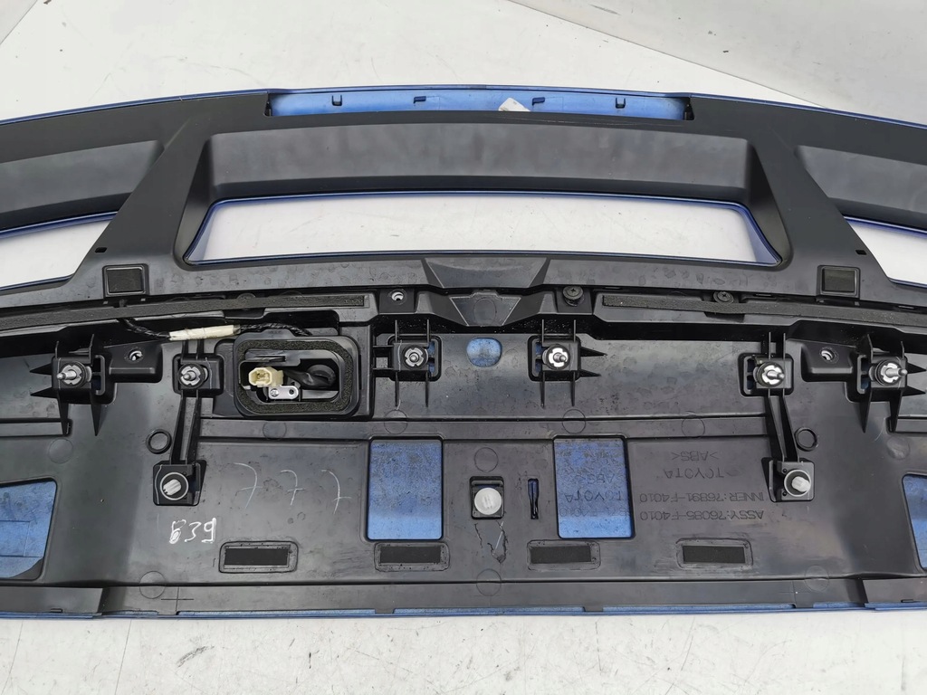 фото №8, Toyota c-hr i 2020 спойлер кришки задній / багажника