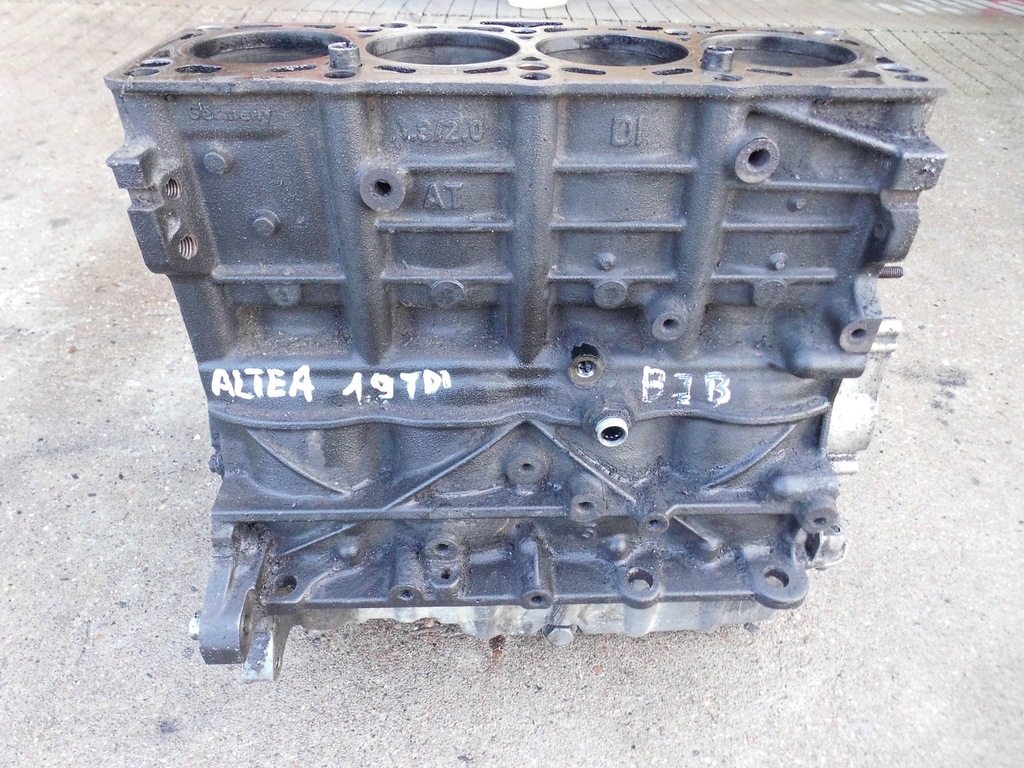 фото №10, Блок двигуна поршні octavia ii golf v a3 8p 1.9tdi