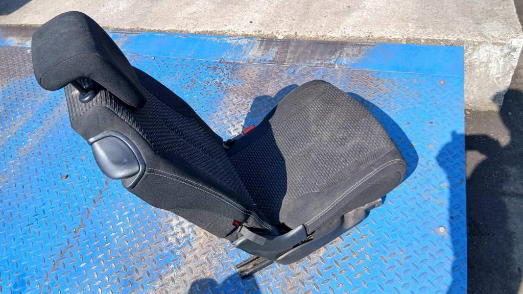 фото №13, Сиденья задняя 2 ряд citroen c4 picasso 07r